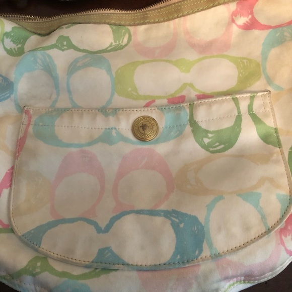 Shoulder Coach purse - Picture 2 of 5